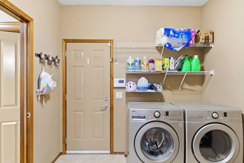 69 Everoak Circle SW Calgary AB T2Y 0A1
