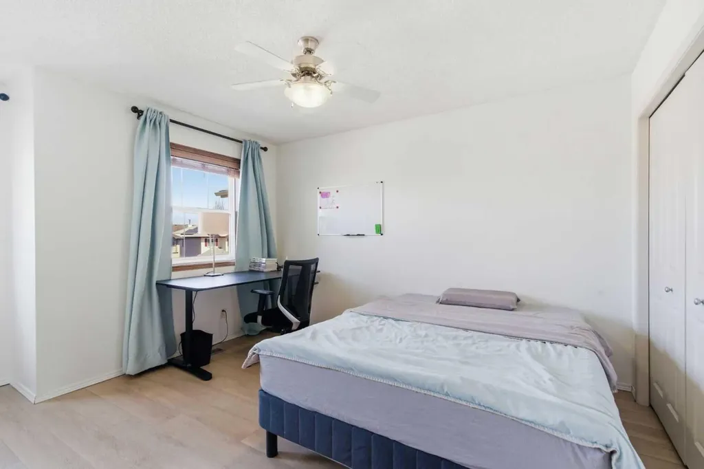 69 Everoak Circle SW Calgary AB T2Y 0A1