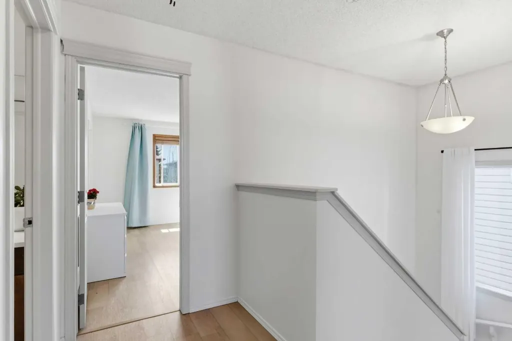 69 Everoak Circle SW Calgary AB T2Y 0A1