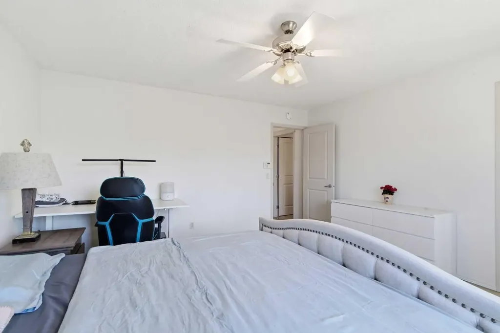 69 Everoak Circle SW Calgary AB T2Y 0A1