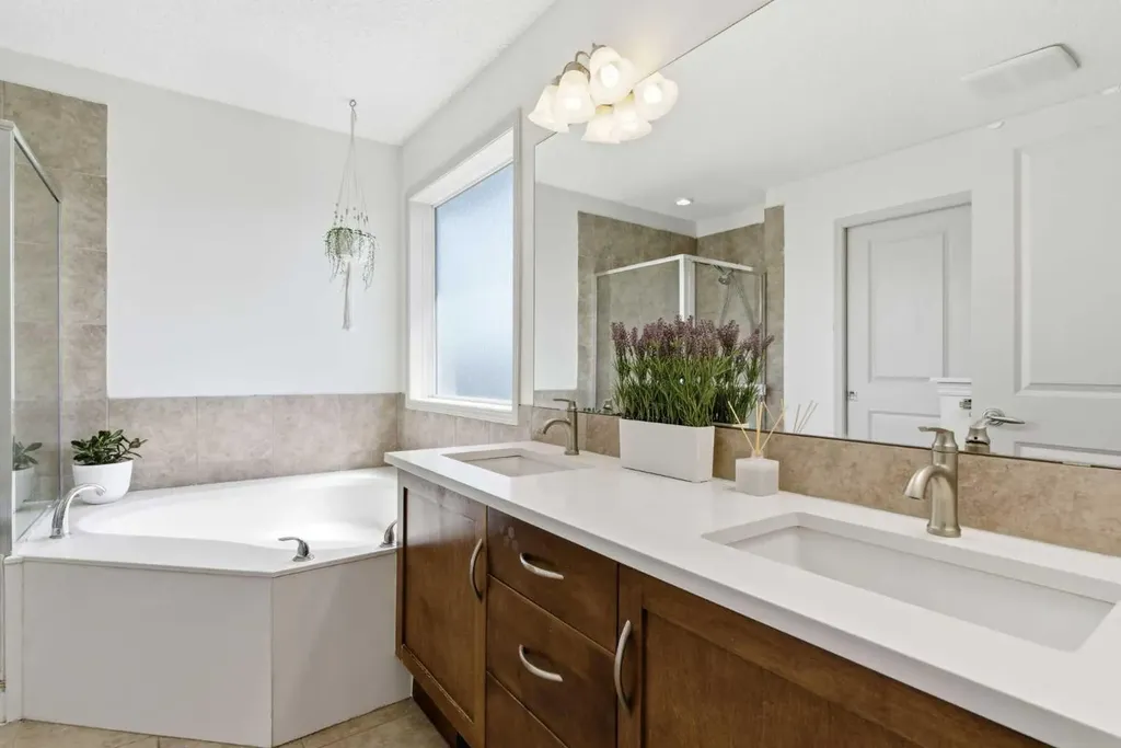 69 Everoak Circle SW Calgary AB T2Y 0A1