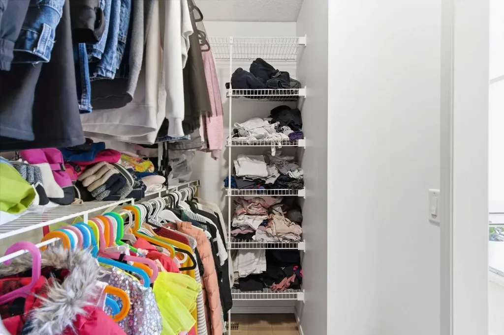 69 Everoak Circle SW Calgary AB T2Y 0A1