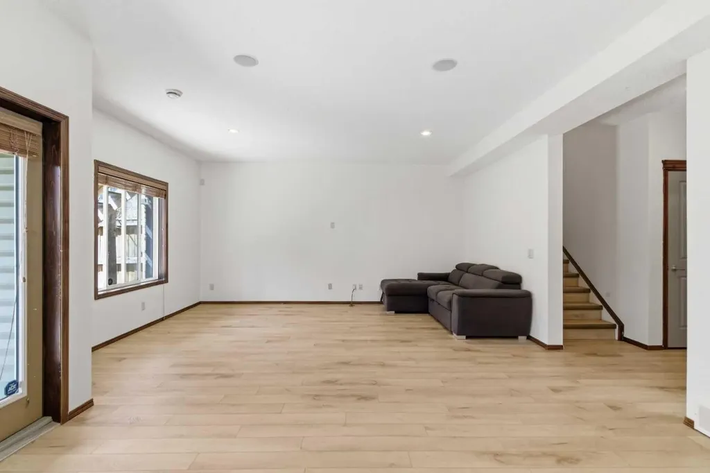 69 Everoak Circle SW Calgary AB T2Y 0A1