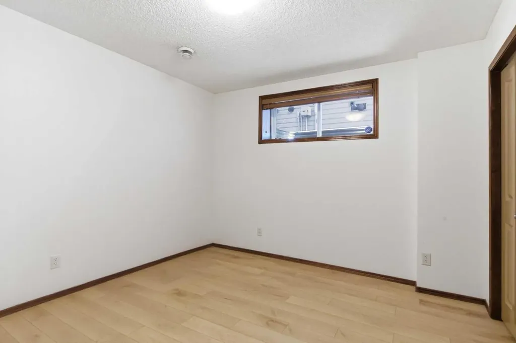 69 Everoak Circle SW Calgary AB T2Y 0A1