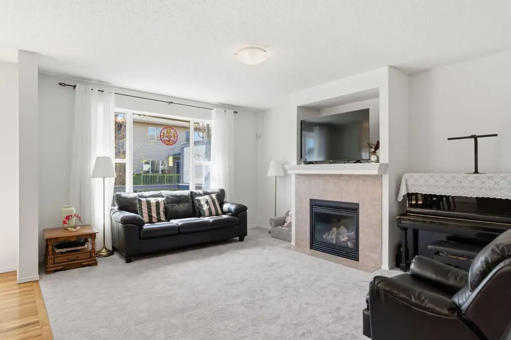69 Everoak Circle SW Calgary AB T2Y 0A1