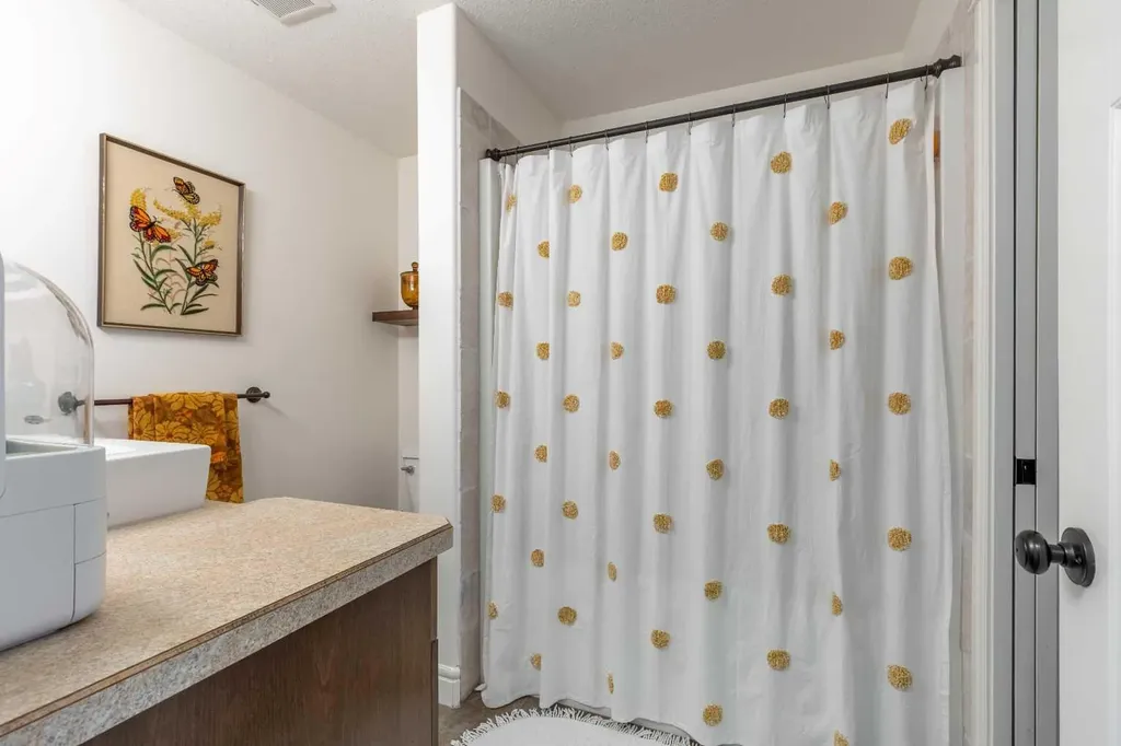16 Sunridge Boulevard W Lethbridge AB T1J 1X5