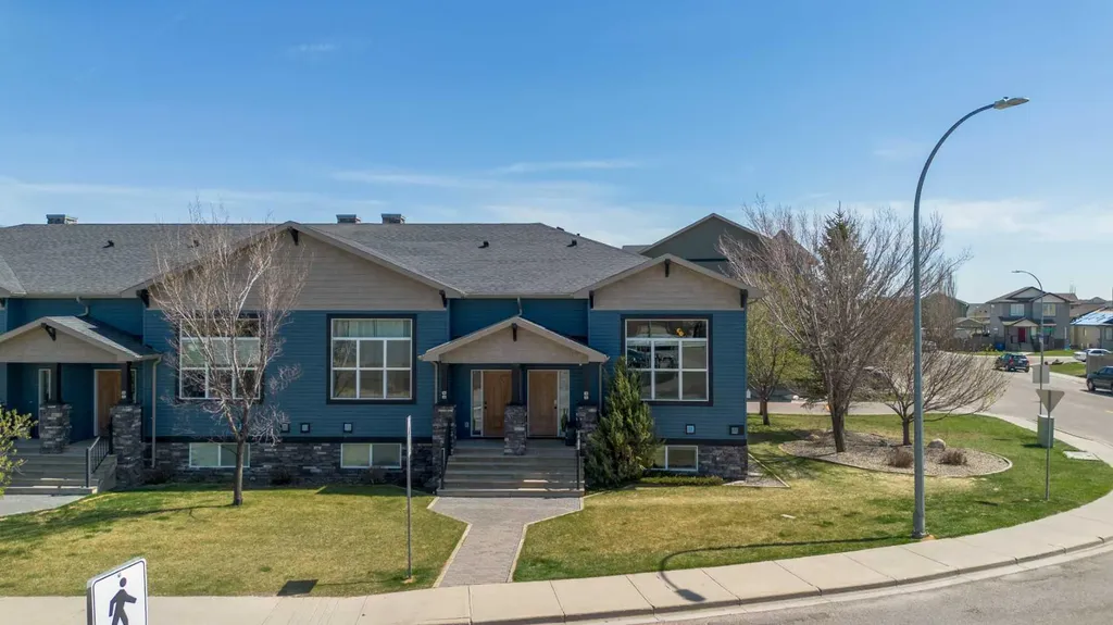 16 Sunridge Boulevard W Lethbridge AB T1J 1X5