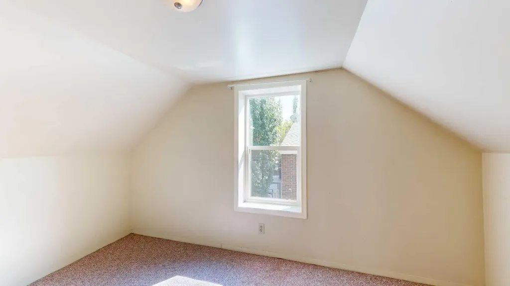 4904 47 Street Stettler AB T0C 2L2