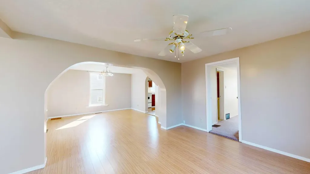 4904 47 Street Stettler AB T0C 2L2
