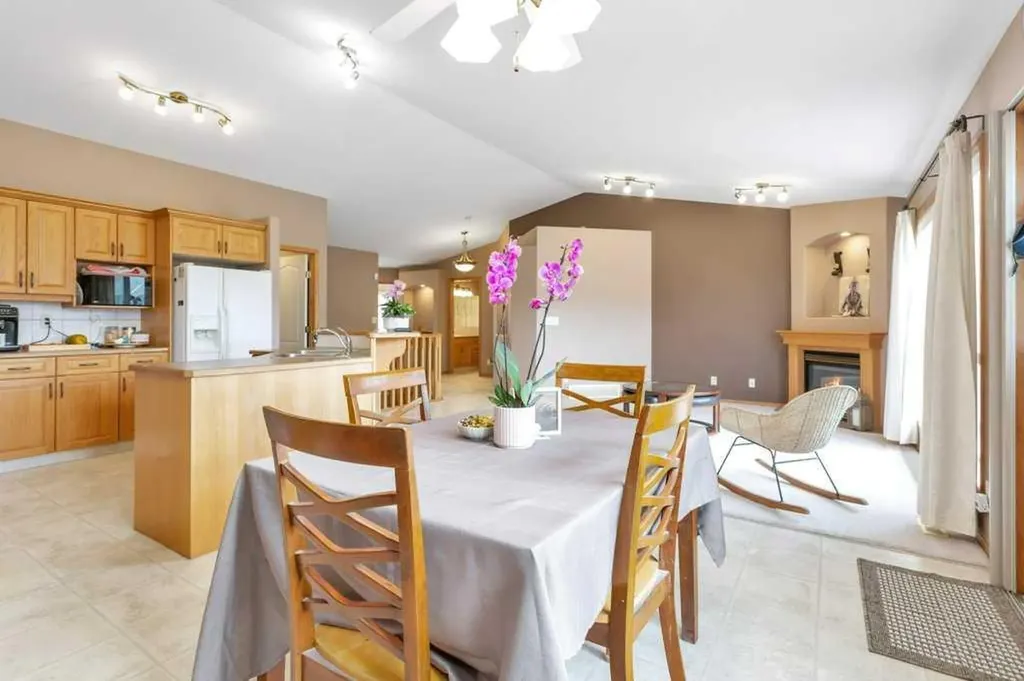 27 Ramage Crescent Red Deer AB T4P4A5