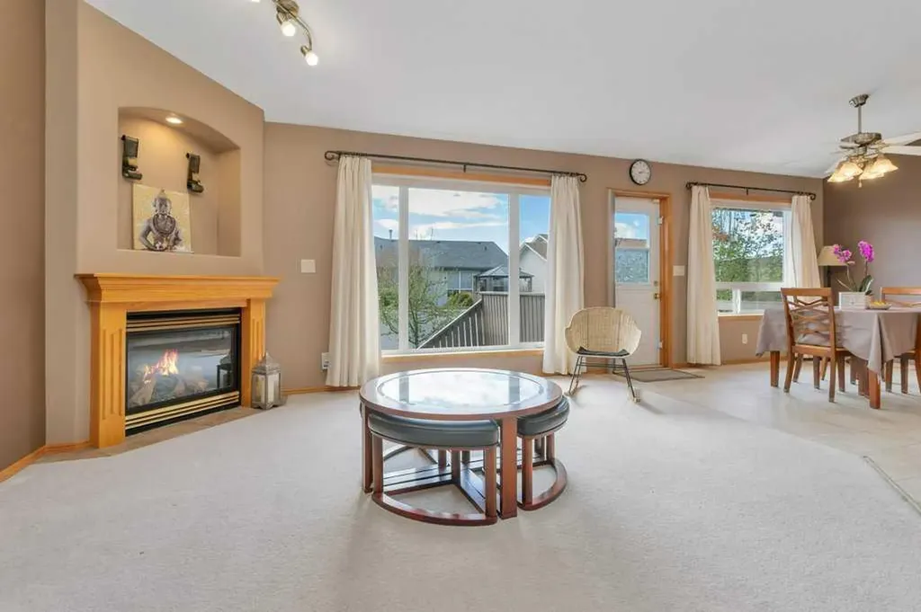 27 Ramage Crescent Red Deer AB T4P4A5