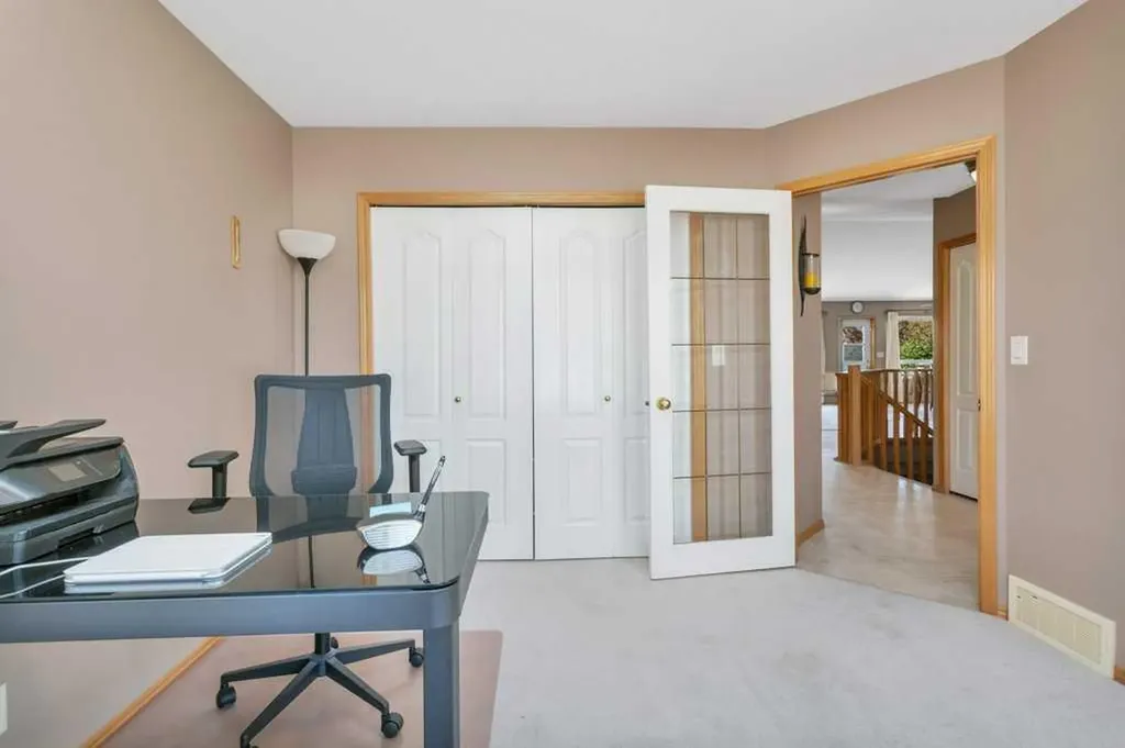 27 Ramage Crescent Red Deer AB T4P4A5