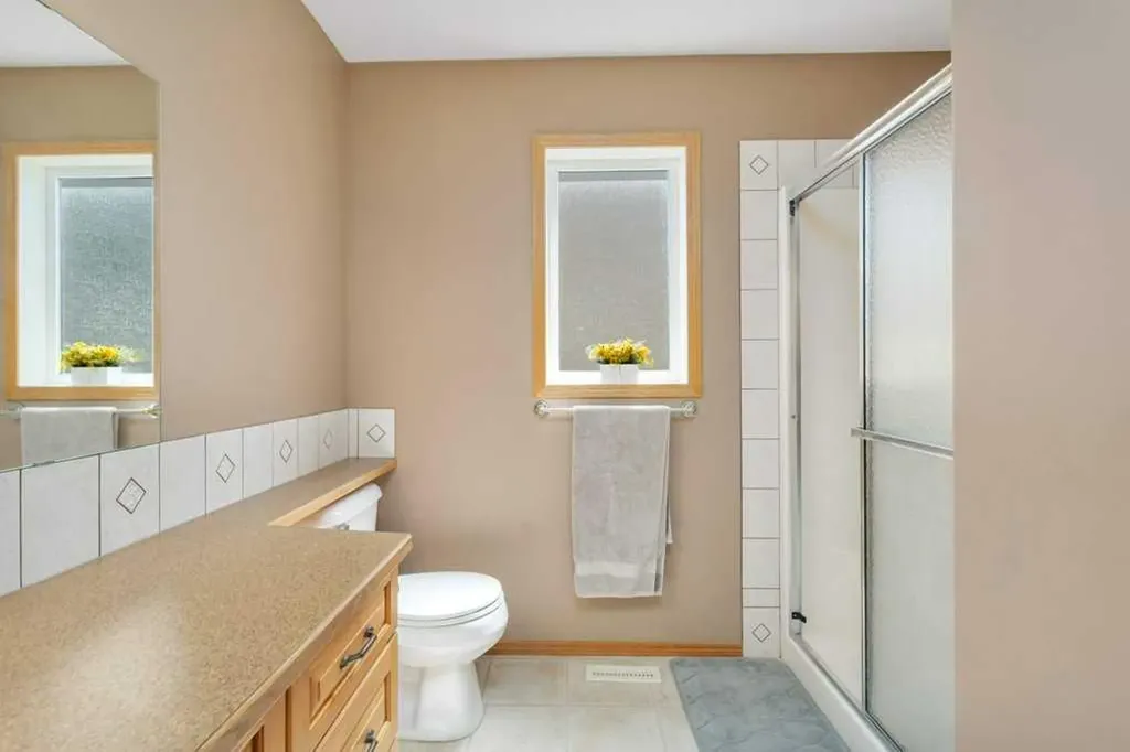 27 Ramage Crescent Red Deer AB T4P4A5