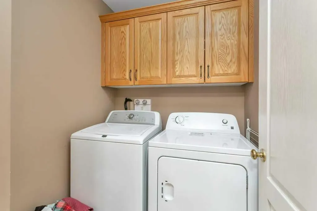 27 Ramage Crescent Red Deer AB T4P4A5