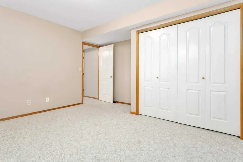 27 Ramage Crescent Red Deer AB T4P4A5
