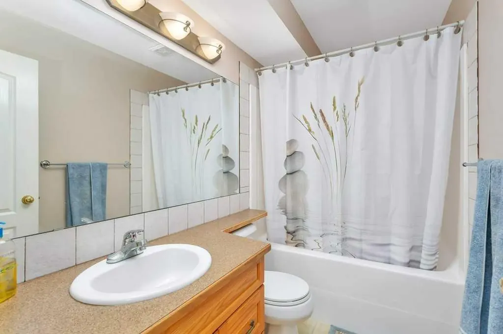27 Ramage Crescent Red Deer AB T4P4A5