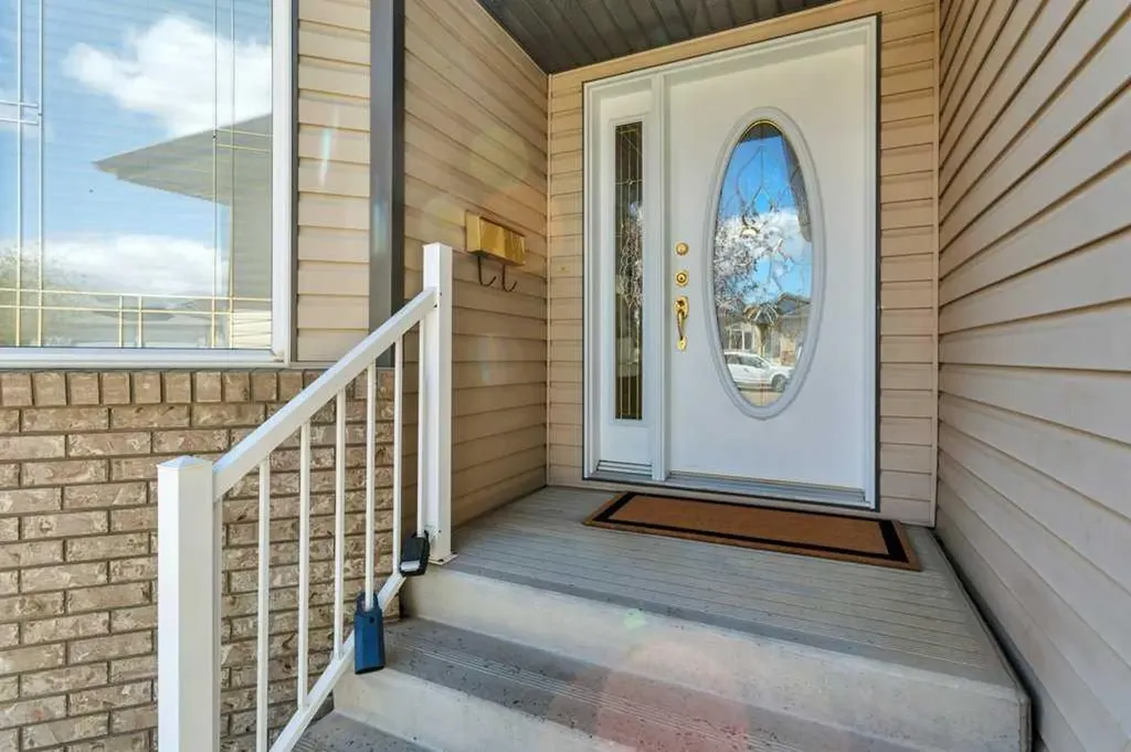 27 Ramage Crescent Red Deer AB T4P4A5