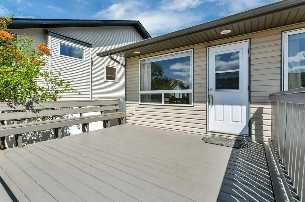 27 Ramage Crescent Red Deer AB T4P4A5