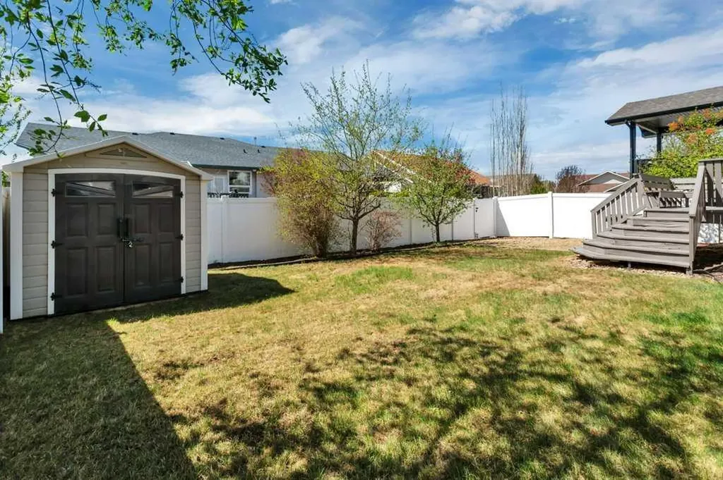 27 Ramage Crescent Red Deer AB T4P4A5