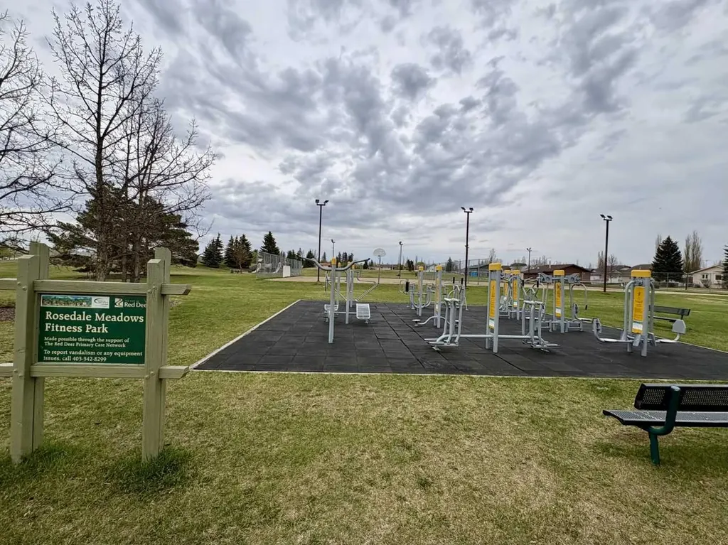 27 Ramage Crescent Red Deer AB T4P4A5