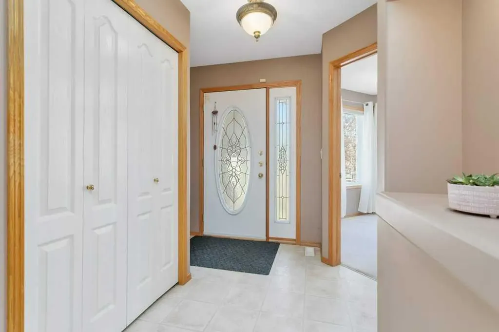 27 Ramage Crescent Red Deer AB T4P4A5