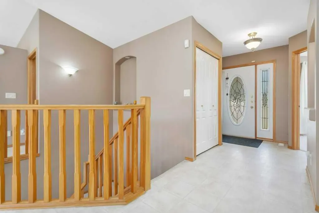 27 Ramage Crescent Red Deer AB T4P4A5