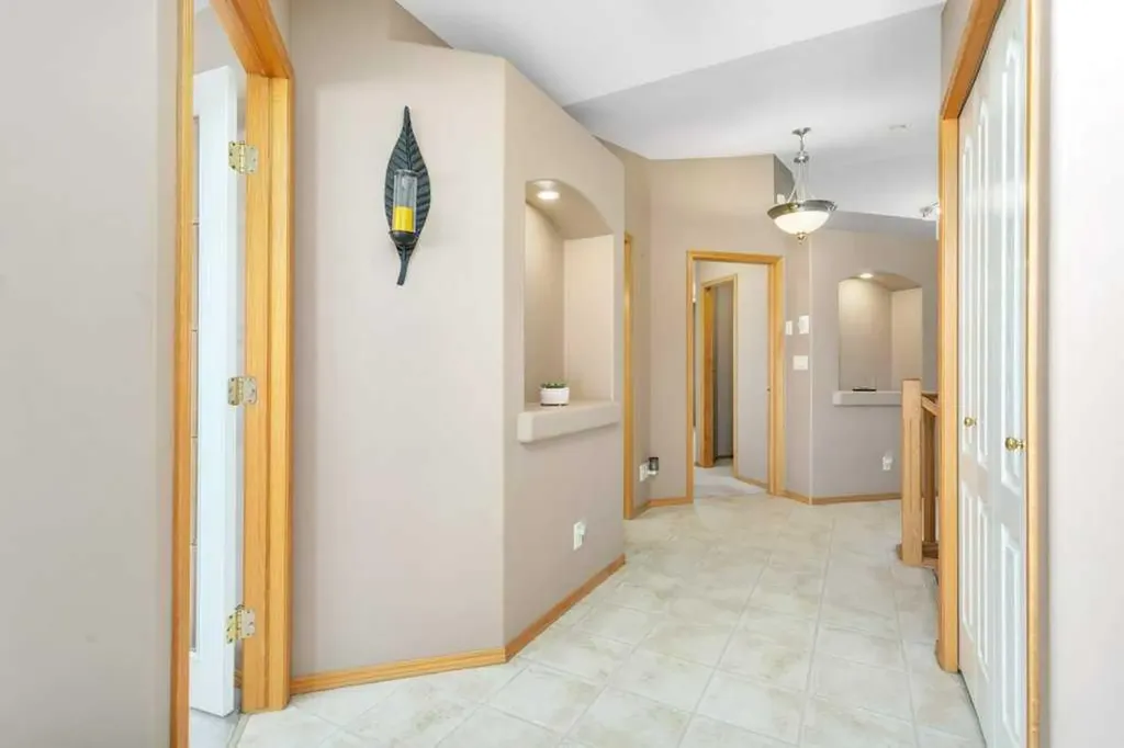 27 Ramage Crescent Red Deer AB T4P4A5
