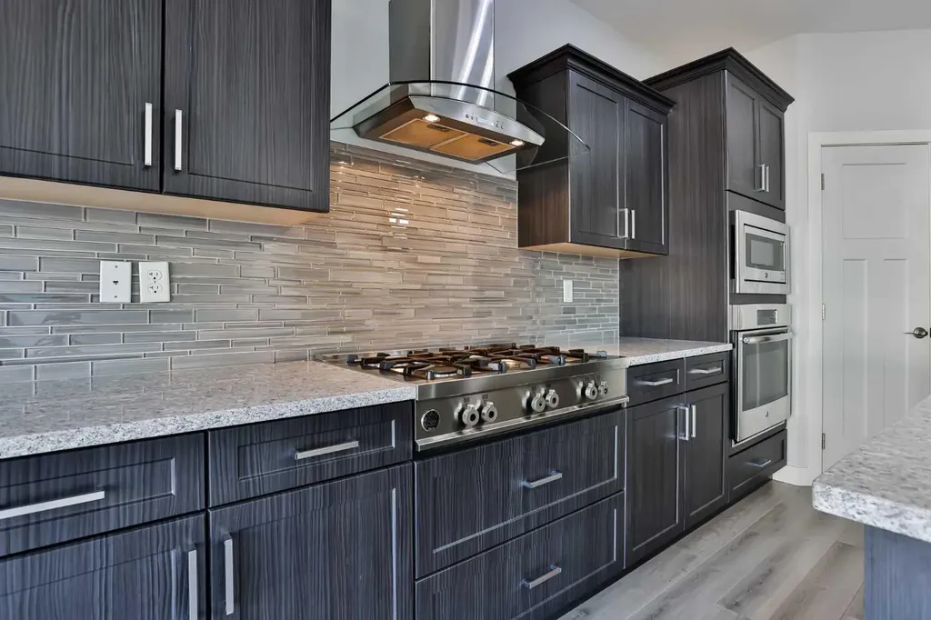 522 Moonlight Lane W Lethbridge AB T1J 5K1