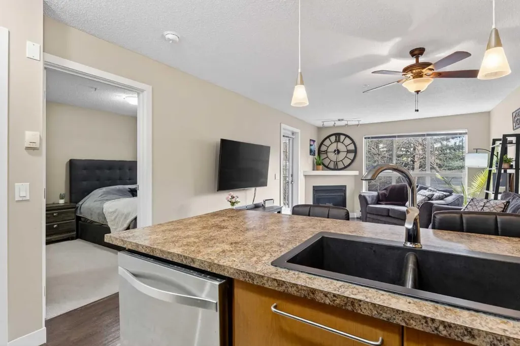 35 Richard Court SW Calgary AB T3E 7N9