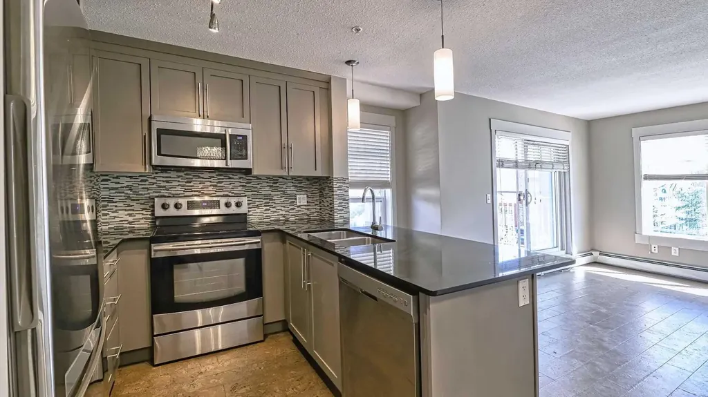 155 Skyview Ranch Way NE Calgary AB T3N 0L2