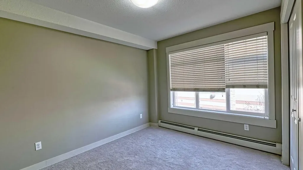 155 Skyview Ranch Way NE Calgary AB T3N 0L2