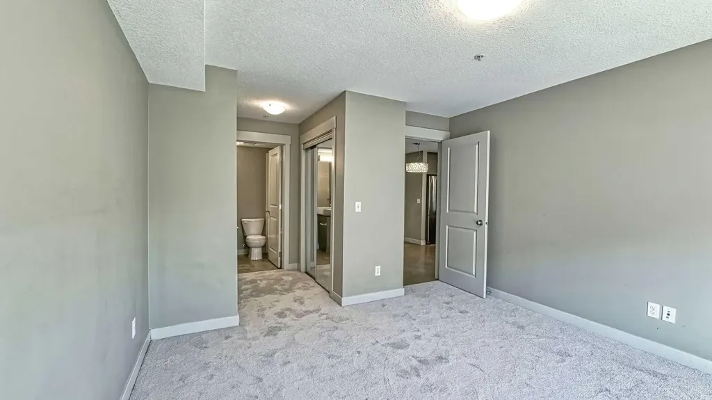 155 Skyview Ranch Way NE Calgary AB T3N 0L2
