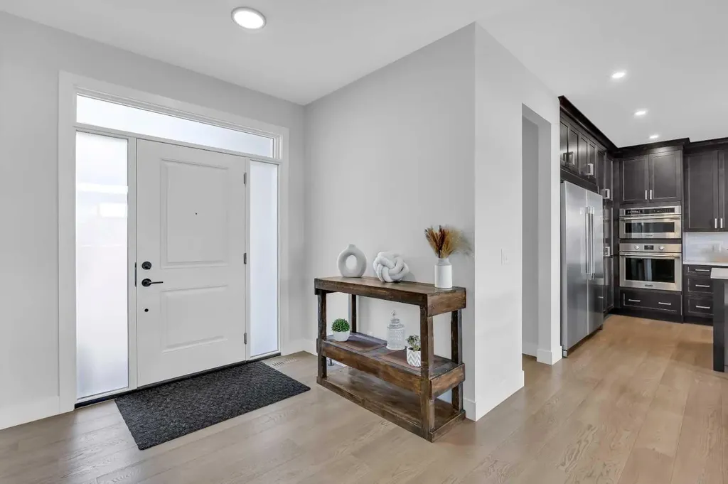 25 Cimarron Estates Gate Okotoks AB T1S0M9