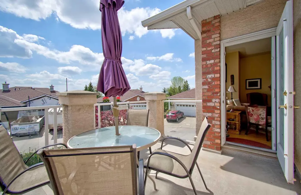 99 Christie Point SW Calgary AB T3H 3K8