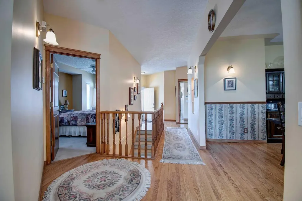 99 Christie Point SW Calgary AB T3H 3K8