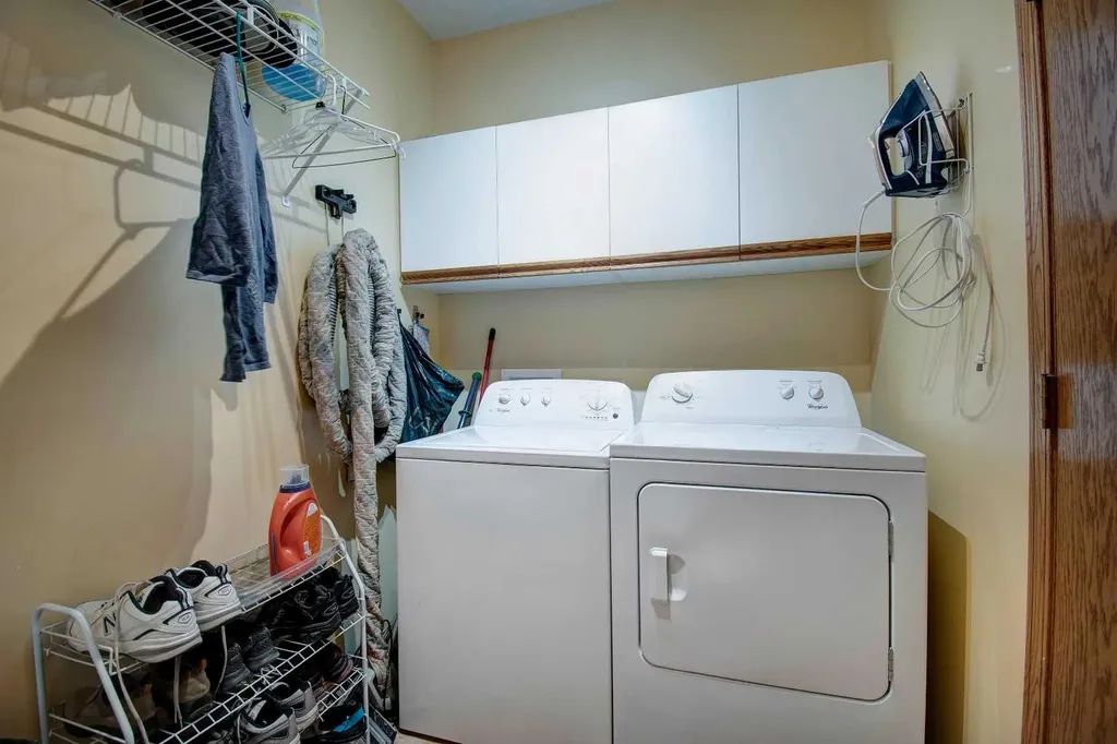 99 Christie Point SW Calgary AB T3H 3K8