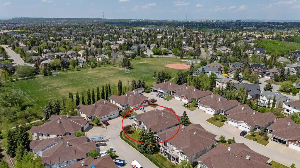 99 Christie Point SW Calgary AB T3H 3K8