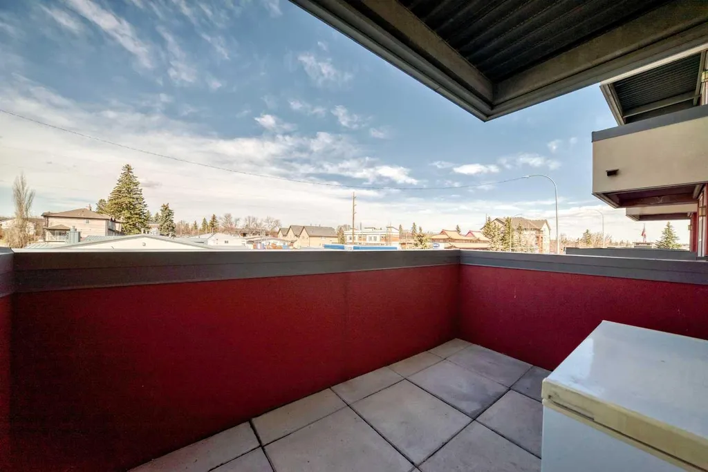 2308 Centre Street NE Calgary AB T2E 2T7