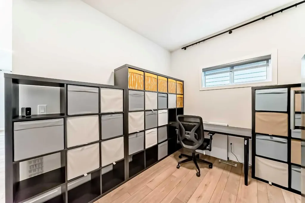 164 Magnolia Terrace SE Calgary AB T3M 3N2
