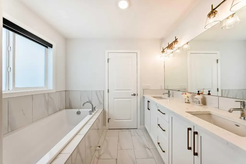 164 Magnolia Terrace SE Calgary AB T3M 3N2