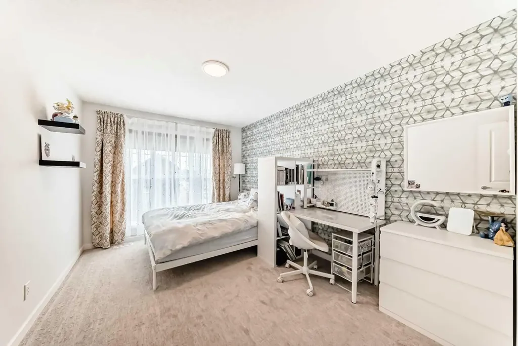 164 Magnolia Terrace SE Calgary AB T3M 3N2