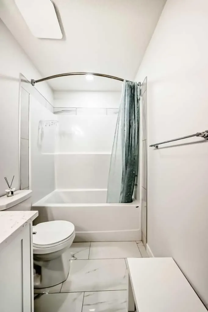 164 Magnolia Terrace SE Calgary AB T3M 3N2