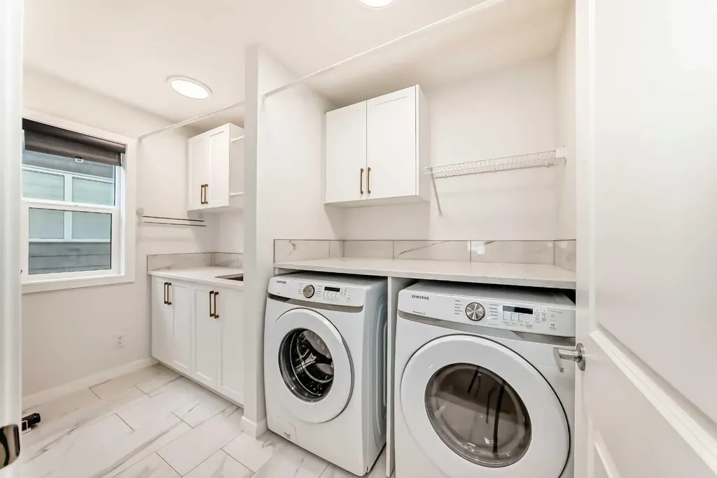 164 Magnolia Terrace SE Calgary AB T3M 3N2