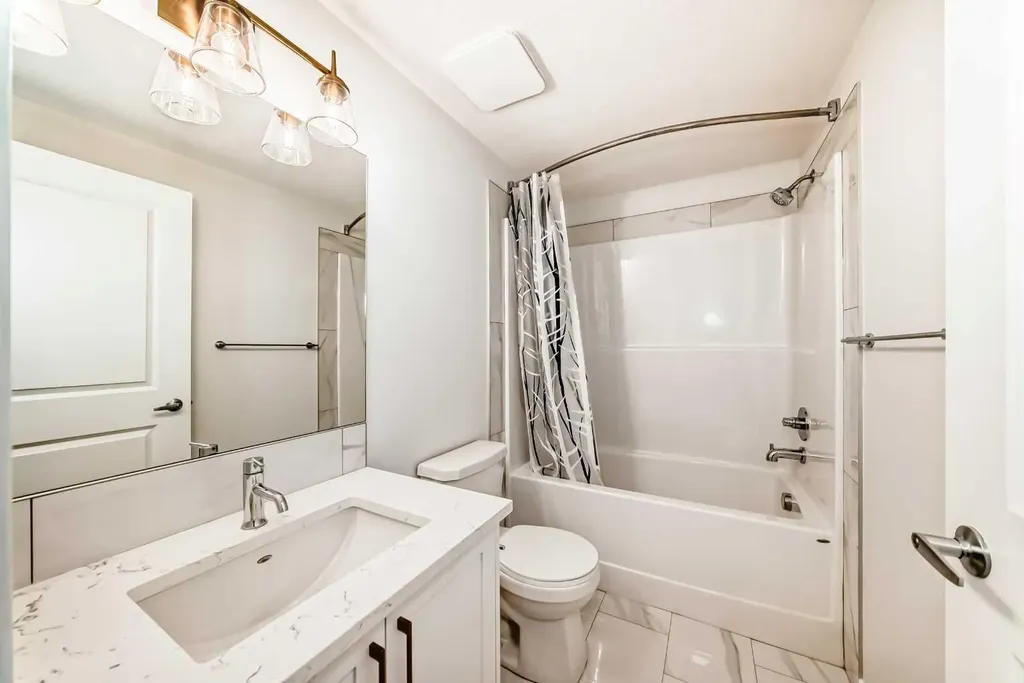 164 Magnolia Terrace SE Calgary AB T3M 3N2