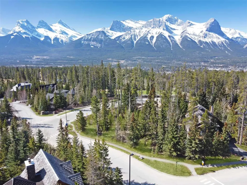 105 Stonecreek Road Canmore AB T1W3A9