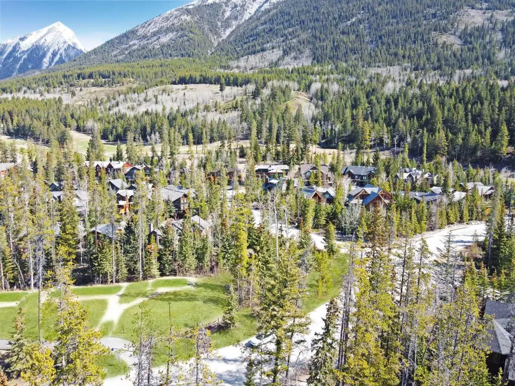 105 Stonecreek Road Canmore AB T1W3A9