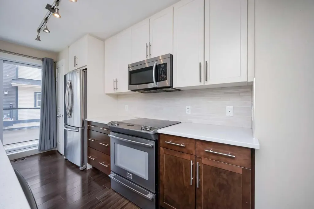 211 Mckenzie Towne Square SE Calgary AB T2Z 1E2
