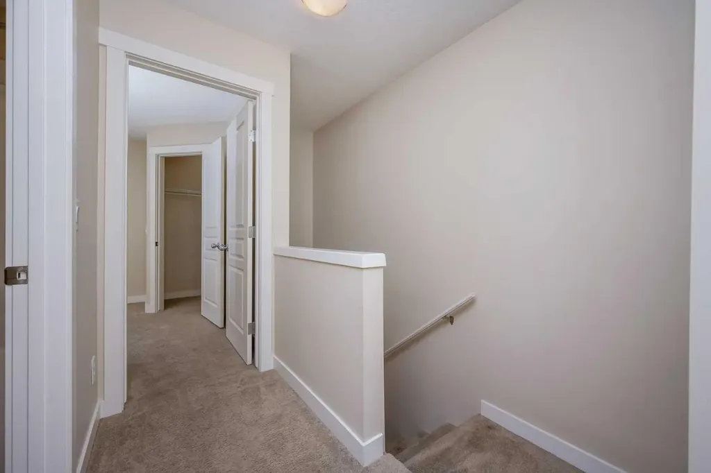 211 Mckenzie Towne Square SE Calgary AB T2Z 1E2