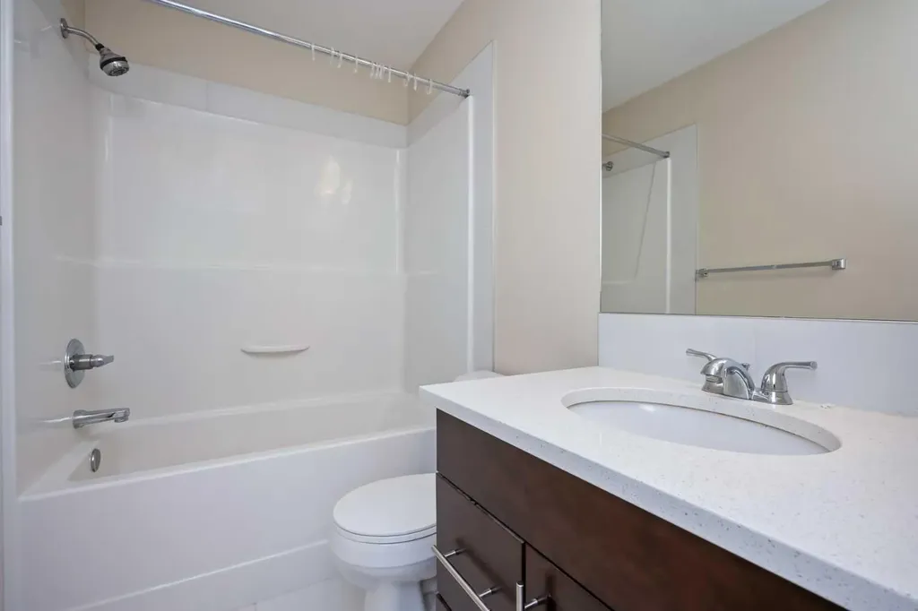 211 Mckenzie Towne Square SE Calgary AB T2Z 1E2