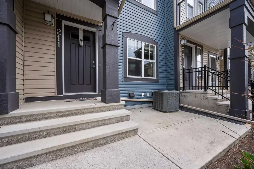 211 Mckenzie Towne Square SE Calgary AB T2Z 1E2